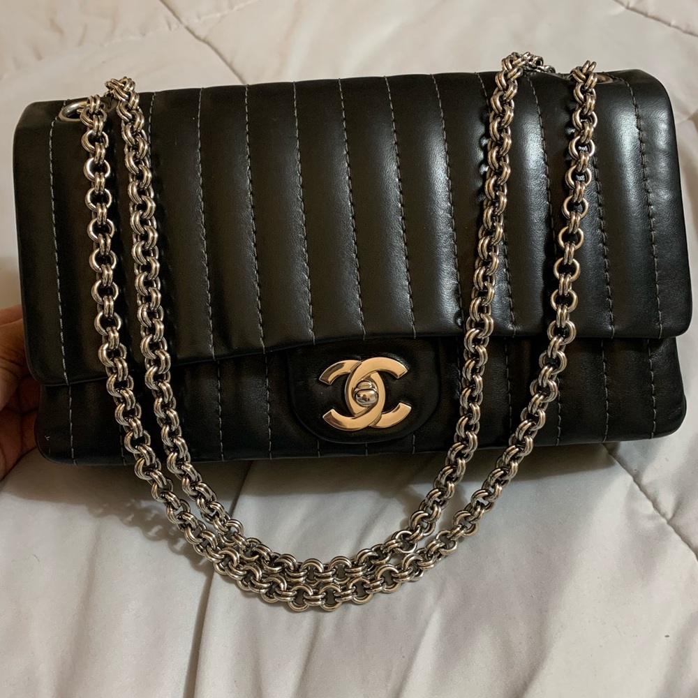 Authentic Chanel black lambskin single flap